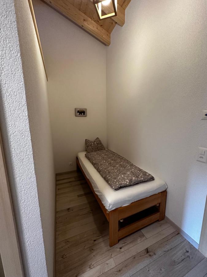 Chambres D'Hotes Les Louettes A Sapinhaut Canton Du Valais Saxon Luaran gambar