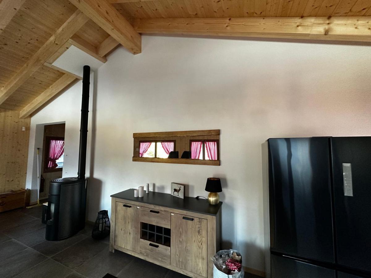 Chambres D'Hotes Les Louettes A Sapinhaut Canton Du Valais Saxon Luaran gambar